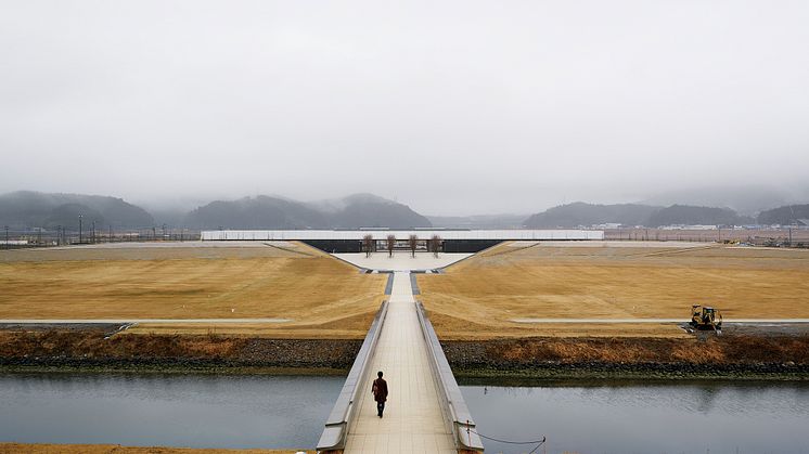Sasaoka_Keiko_Takata_Matsubara_Tsunami_Reconstruction_Memorial_Park_Iwate_2021.jpg