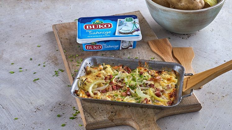 Raclette Flammkuchen Pfännchen mit Arla Buko® Der Sahnige