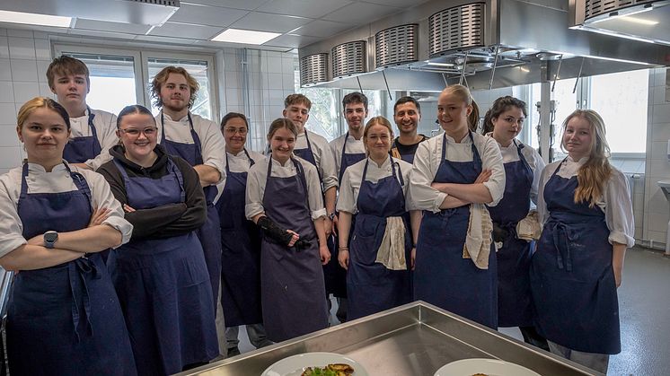 Elever från Maja Beskowgymnasiets restaurang- och livsmedelsprogram.
