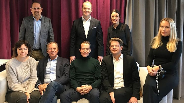 Övre raden från vänster: Peder Hasslev (Saminvest), Erik Wijnbladh (Saminvest), Maria Ljungberg (Propel Capital). Nedre raden från vänster: Anna Ljungbergh, Lars Lindgren, Mattias Weinhandl, Anders Göransson och Boel Swartling.