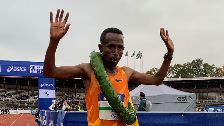 Fikadu Teferi  (ETH) vinnare av årets ASICS Stockholm Marathon