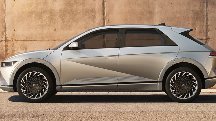 IONIQ 5 EXT 1_bred