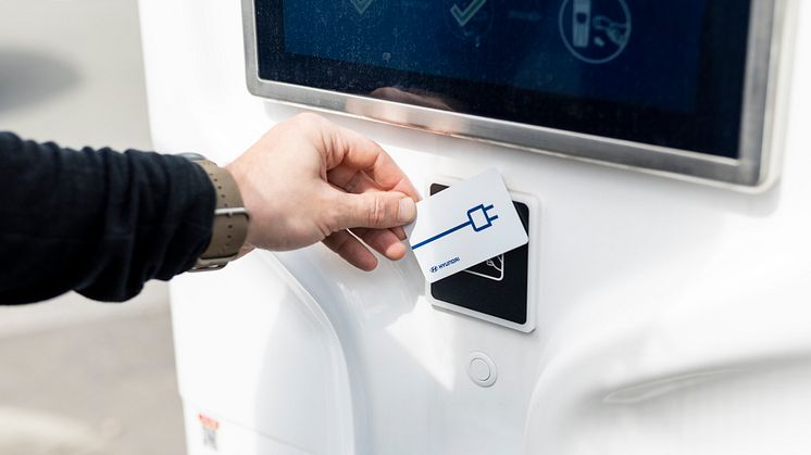 Med Charge myHyundai ved hånden havde familien adgang til næsten alle ladepunkter i Europa med ét enkelt kort.