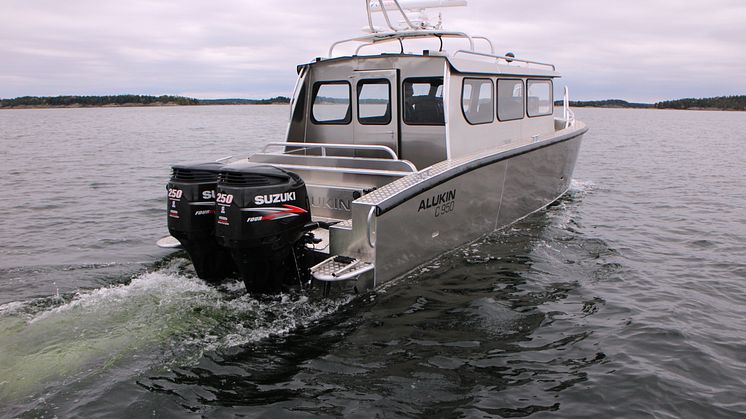 ALUKIN C 950 med 500hk Suzuki