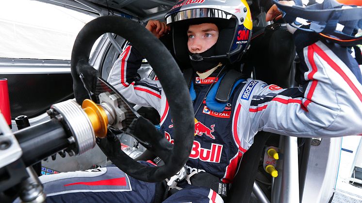 Timmy Hansen förbereder sig i striden om topp-tre- platserna i Finland