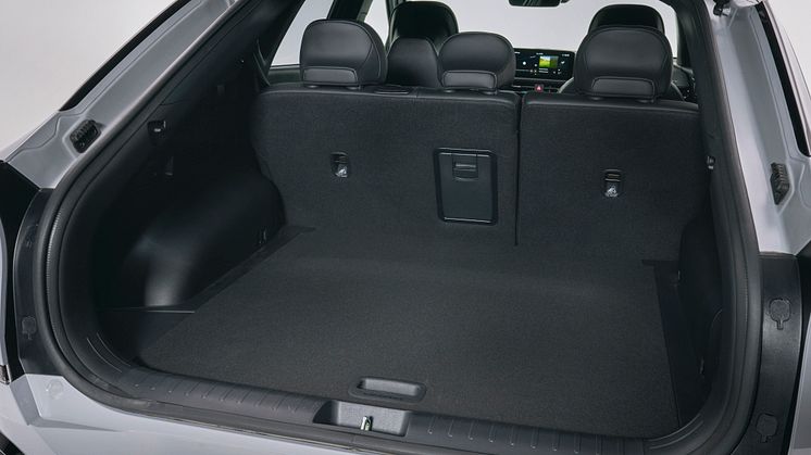 kia-new-ev6-my25-wolf-grey-studio-interior-highres-24.jpg