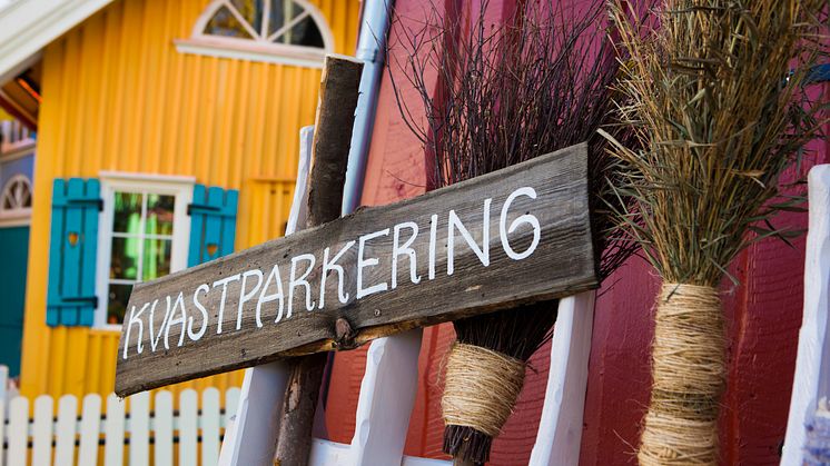 Halloween på Liseberg bjuder på gratis kvastparkering
