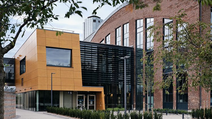 Fredblad_Ho╠êgskola_DSF0483_web