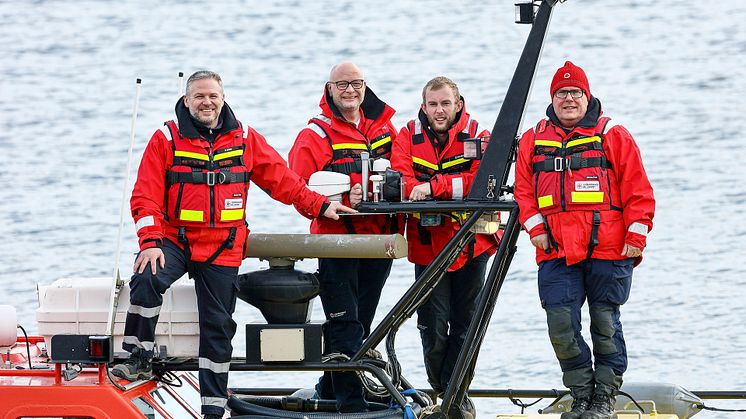 Årets sjöräddare hyllas för sin avgörande insats när de räddare livet på fem personer i vattnet en sensommarkväll. Foto: Peter Holgersson