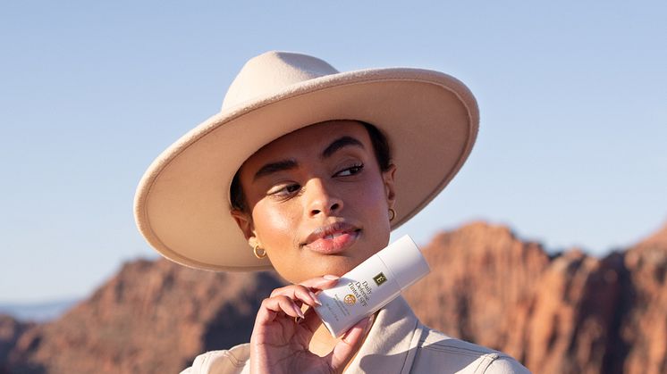 Daily Defense Tinted SPF50