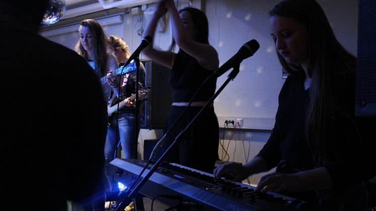 Oslo kulturnatt 2015 - Åpen scene på Orkis Røde Kors