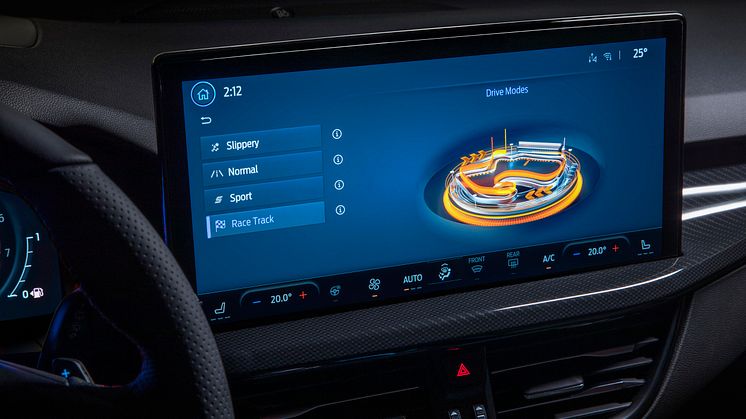 2021_FORD_FOCUS_ST_INTERIOR_SYNC4_8