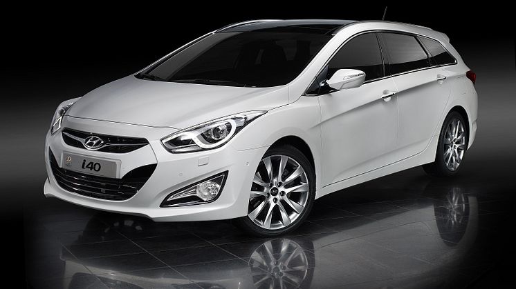 Hyundai offentliggjør priser på i40