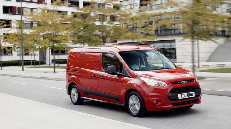 Ford Transit Connect med klasseledende  drivstofføkonomi og teknologiske løsninger