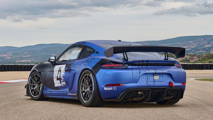 3 - 718 Cayman GT4 RS Clubsport.jpg