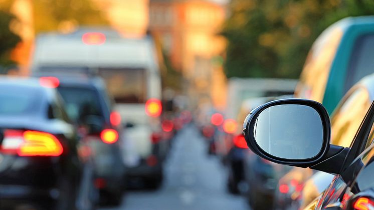 Utsläppen från vägtrafiken minskade trots ökad trafik