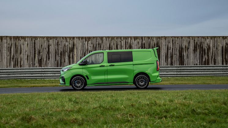 TRANSIT_CUSTOM_MS-RT_4