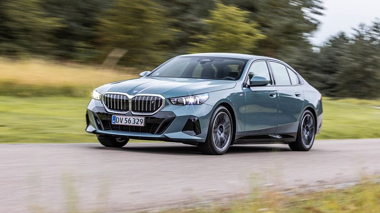 BMW i5 eDrive40