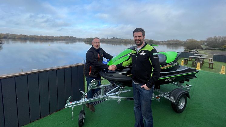 Tony Pullen, Kingsbury Jet Bike, with Tom Pringle, Kawasaki Watercraft UK Sales Manager