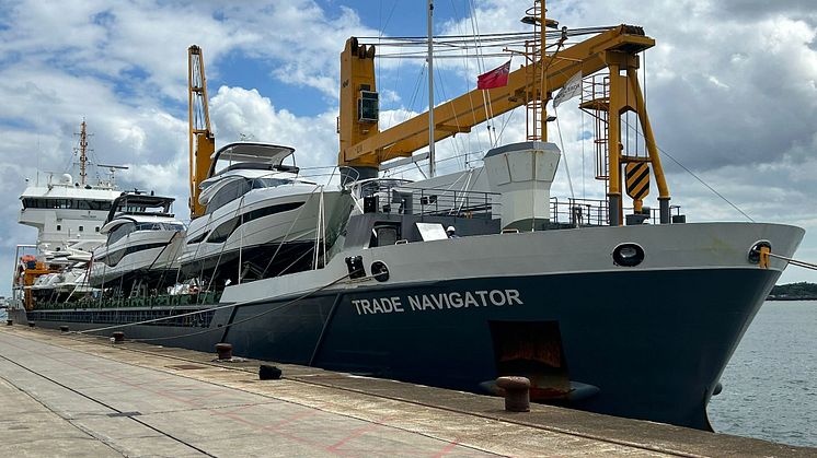 Trade Navigator leaving Southampton and heading for Izmir, Turkey
