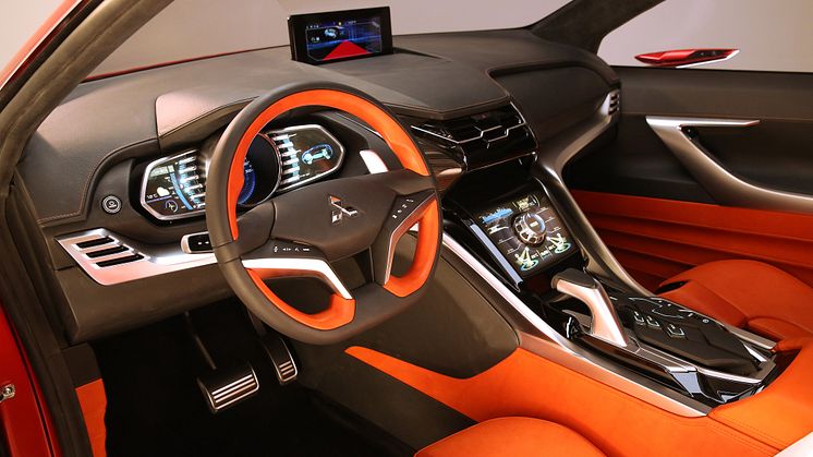 GMS 2015 XR-PHEV II ladbar hybrid