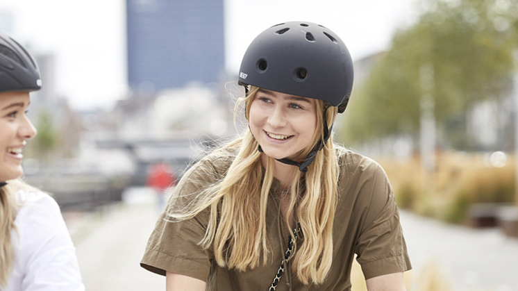 Sådan finder du den rette cykelhjelm