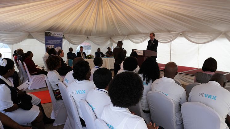 Scandinavian Biopharmas prövningsprogram i Afrika invigdes av Hälsoministeriet i Zambia tillsammans med den Svenska Ambassadören Henrik Cederin 