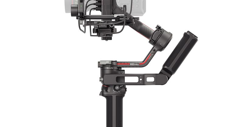 DJI RS 3 Pro - Complete setup - side view