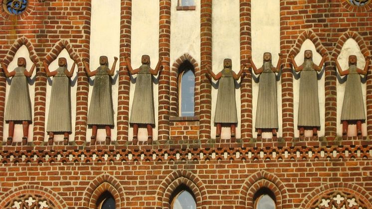 Bild: Neues Tor in Neubrandenburg, Quelle: wikipedia.org