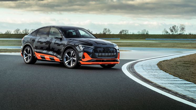 Audi e-tron Sportback S i design camouflage
