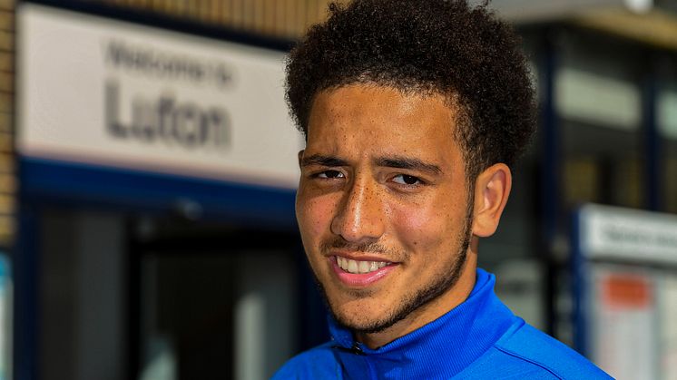 Luton Town FC academy players score free rail passes