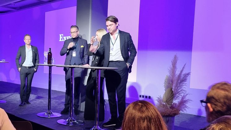 Expertpanelen på Fotografiska museét, Vroomdagen 2024, bestående av Eva Grundel, Volkswagen, Roger Boström, NF Fleet och Marcus Rosenborg, XPeng