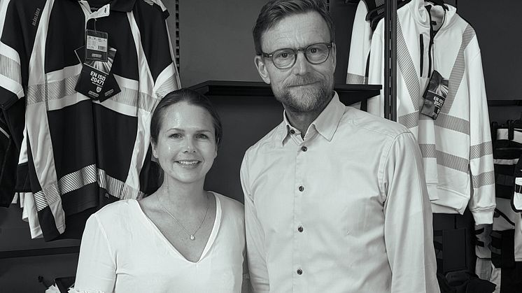 BLK-Anders&Amanda-240911-BW.jpg