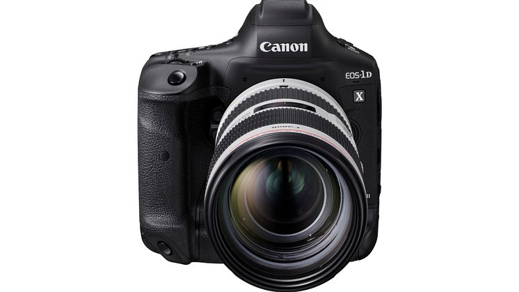 Canon EOS-1D X Mark III_FrontSlantDown_EF70-200F2.8LISIIIUSM