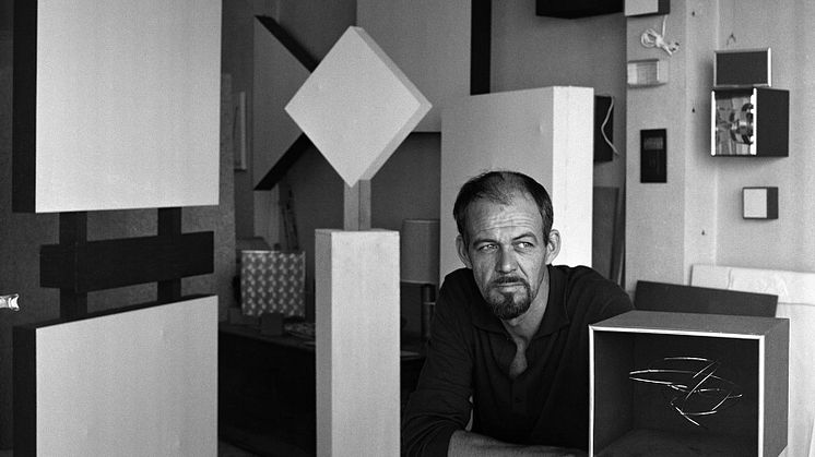 Lars Fredrikson_atelje_portrait.jpg