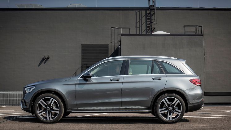 Mercedes-Benz 300 de 4MATIC SUV