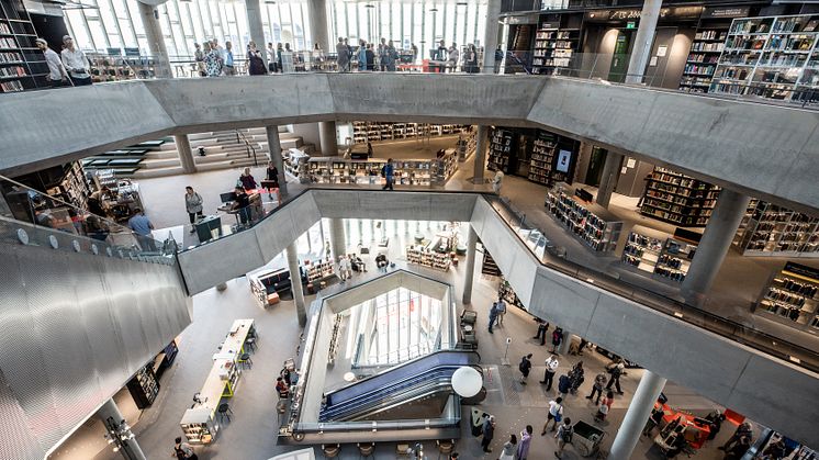 On August 19th, 2021, The Deichman Bjørvika Library in Oslo received the international renowned 'Public Library of the Year award'. Photo by Erik Thallaug