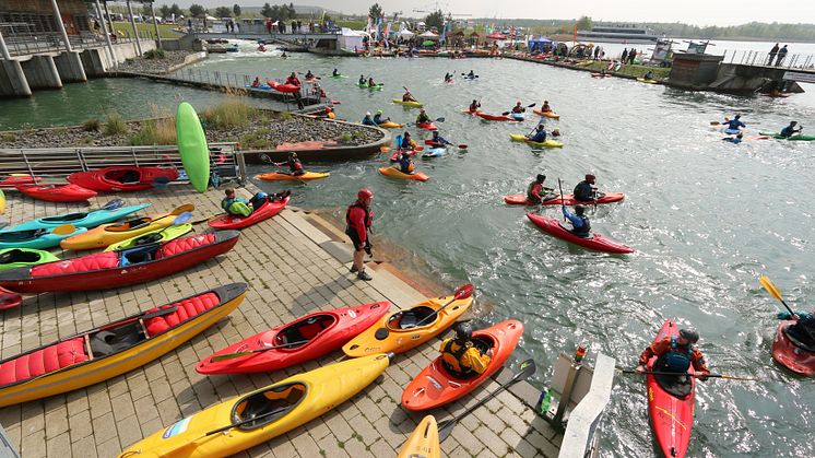 XXL Paddelfestival im Kanupark Markkleeberg - Foto: Falk Bruder 