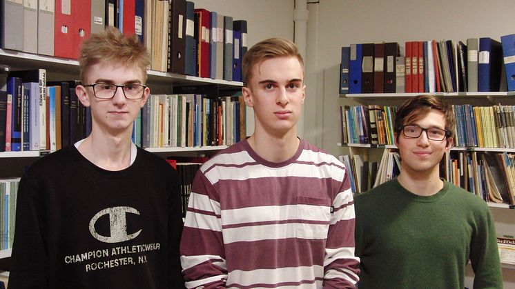 Eleverna Liam Antonsson, Albin Edegran och Lennart Küssner från Uddevalla gymnasieskola Östrabo 1 vann tävlingen Wallenbergs fysikpris 2020.