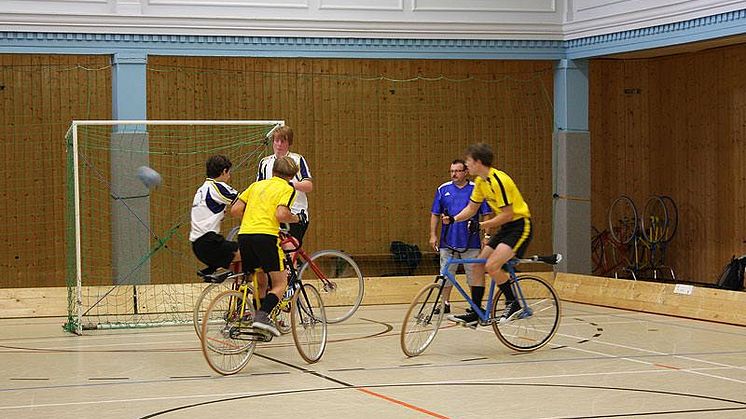 Fussballfest der guten Tat in Rötha