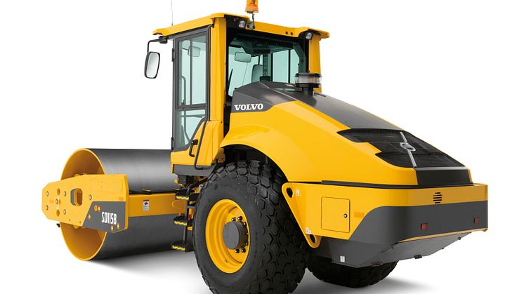 Volvo SD115B envalsvält - studiobild bakifrån
