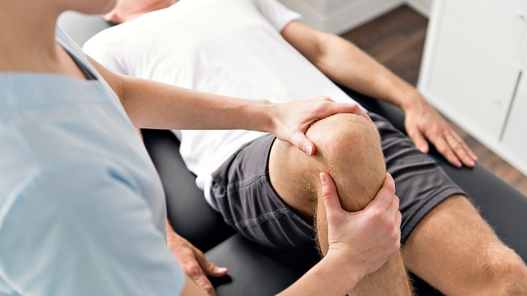 Fysioterapeuter retter skarp kritik mod nye behandlingsforløb for sklerosepatienter