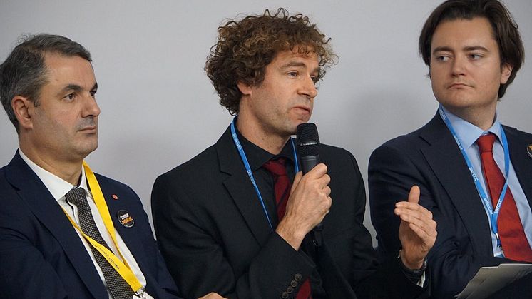 Högnivåseminarium om hur CO2-utsläppen kan frikopplas från ekonomisk tillväxt