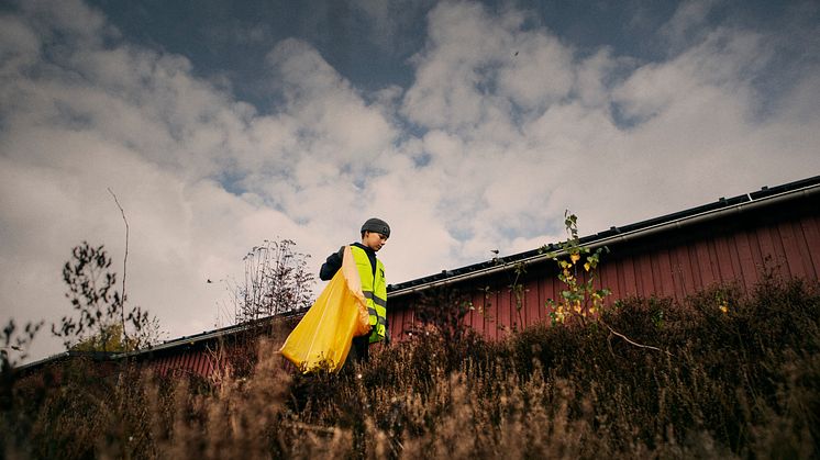 För tredje året i rad ska ungdomar i Partille städa sin kommun.