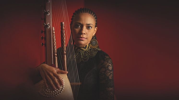 Sona Jobarteh.jpg