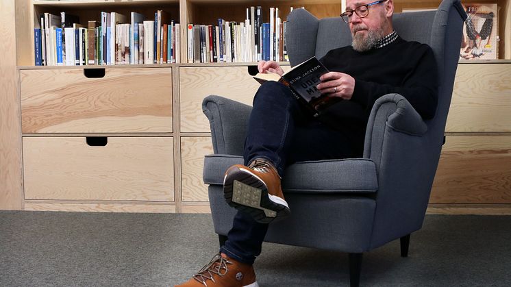 Jonas Lundqvist, som varit med och producerat Berättarfestivalen sedan starten 2009, ger sina bästa tips på titlar skrivna av berättare från bygden.