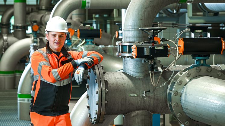 Moritz Zobel hat in diesem Sommer erfolgreich seine Ausbildung zur Fachkraft für Wasserversorgungstechnik bei Veolia abgeschlossen. Das Wasserwerk Grimma war eine der wichtigsten Lern-Stationen während seiner Ausbildungszeit.