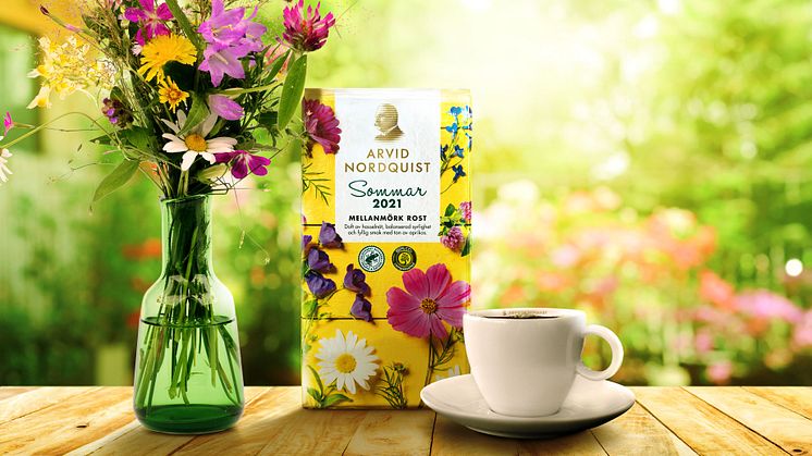 Samla sommarminnen med Arvid Nordquist – Nu finns årets sommarkaffe äntligen i butik!
