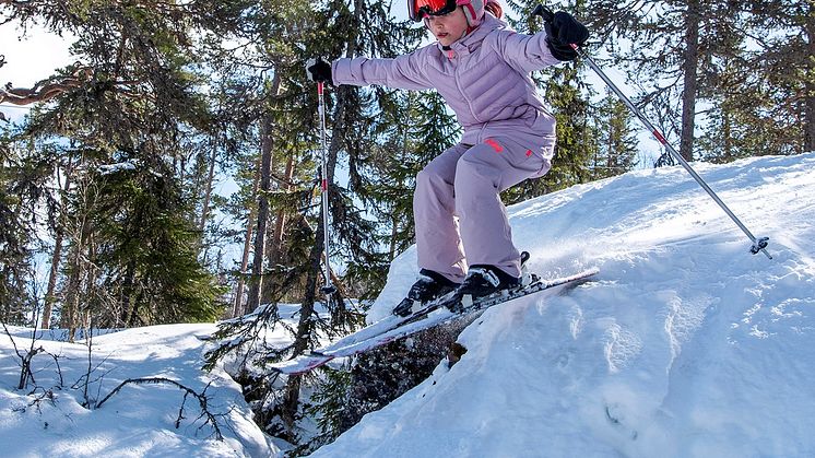 Freeride Academy, barn