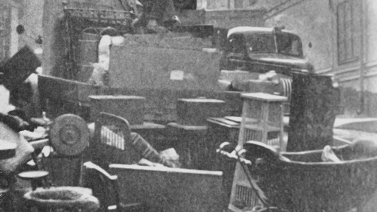 Submission and delivery in the 1940's.